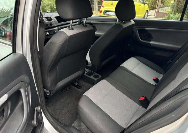 Skoda Fabia cena 14700 przebieg: 168865, rok produkcji 2009 z Warszawa małe 232